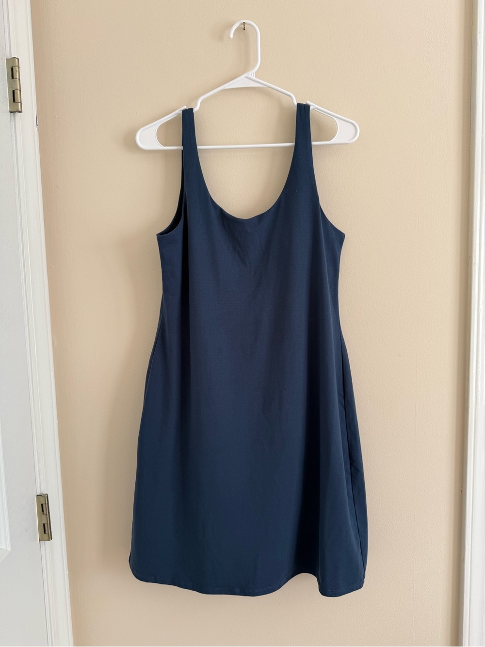 Kyodan Navy Scoop-Back Active Dress Women’s Medium Built in Bra & Shorts Sporty